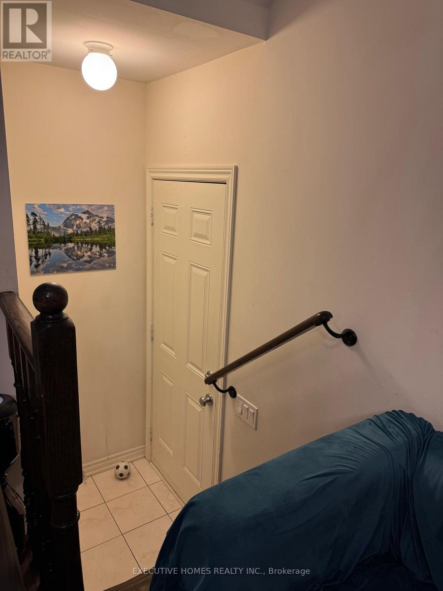 1 Blackberry Valley Crescent, Caledon, Ontario  L7C 3Z7 - Photo 25 - W12673516