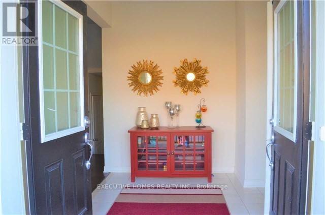 1 Blackberry Valley Crescent, Caledon, Ontario  L7C 3Z7 - Photo 5 - W12673516