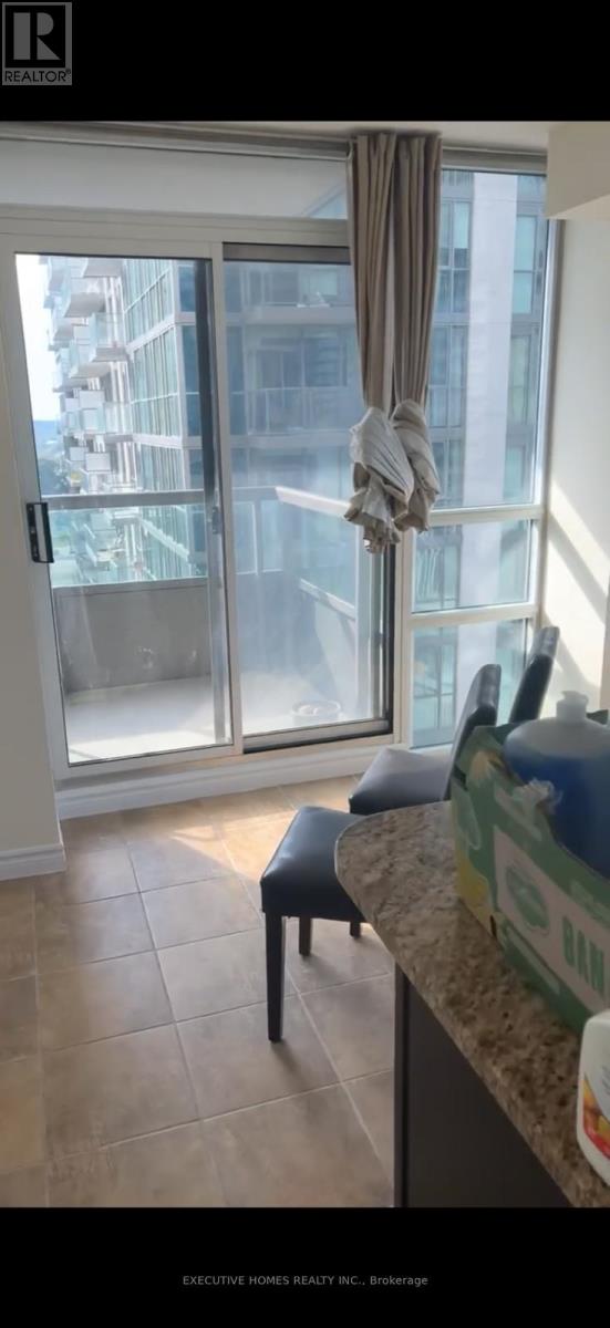 1705 - 335 Rathburn Road, Mississauga, Ontario  L5B 0C8 - Photo 6 - W12673520