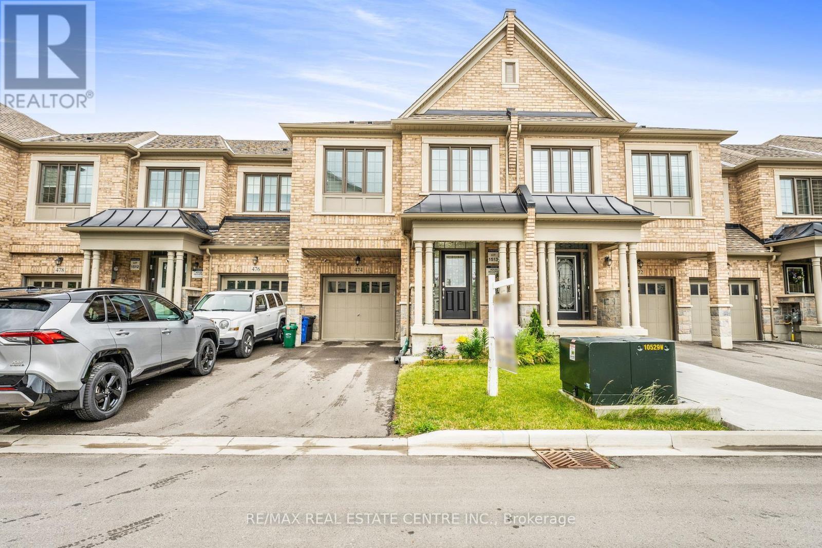 474 Sheaffe Place, Milton, Ontario  L9E 1J9 - Photo 3 - W12673522