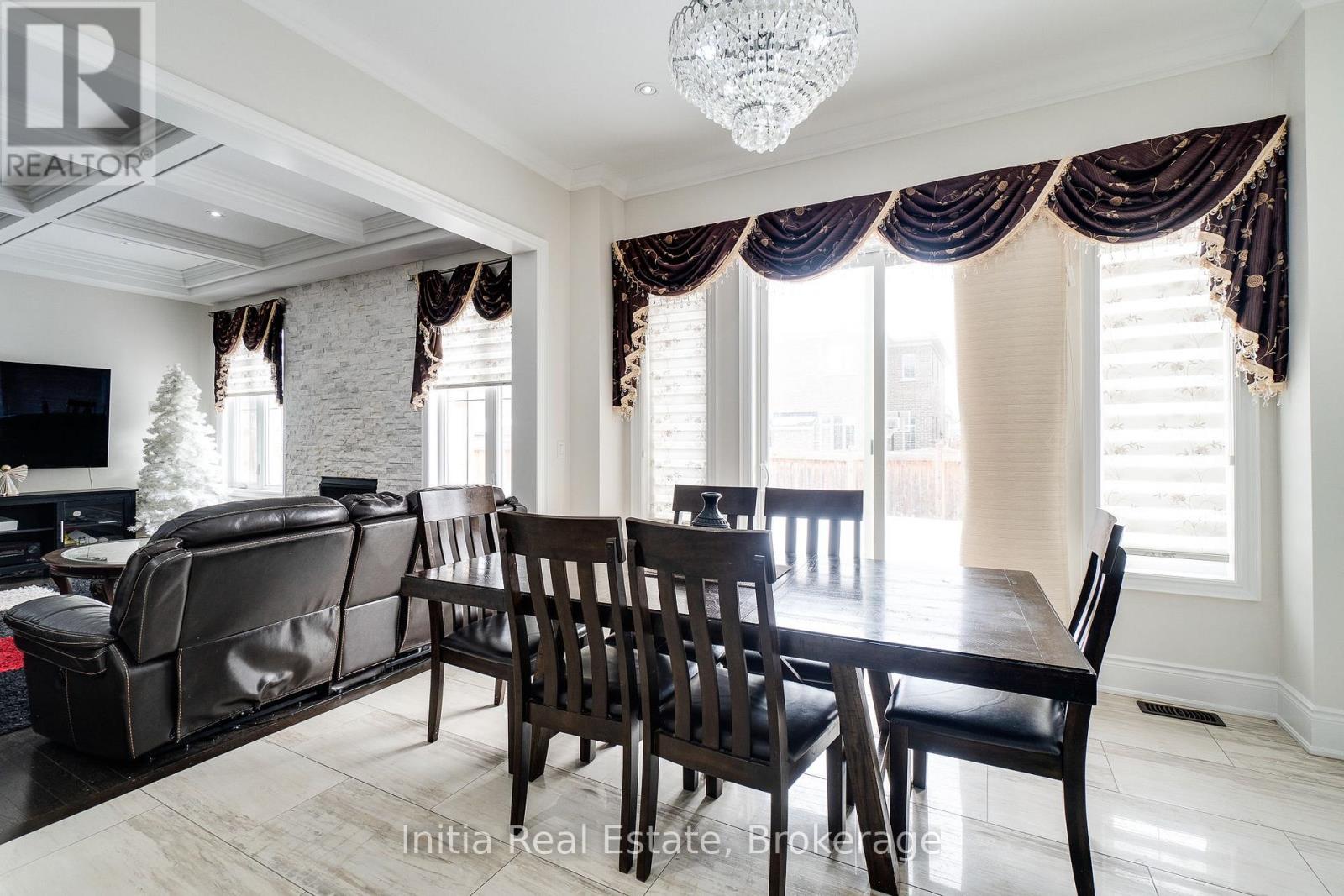 12 Erintown Crescent S, Brampton, Ontario  L6P 4H2 - Photo 20 - W12673528