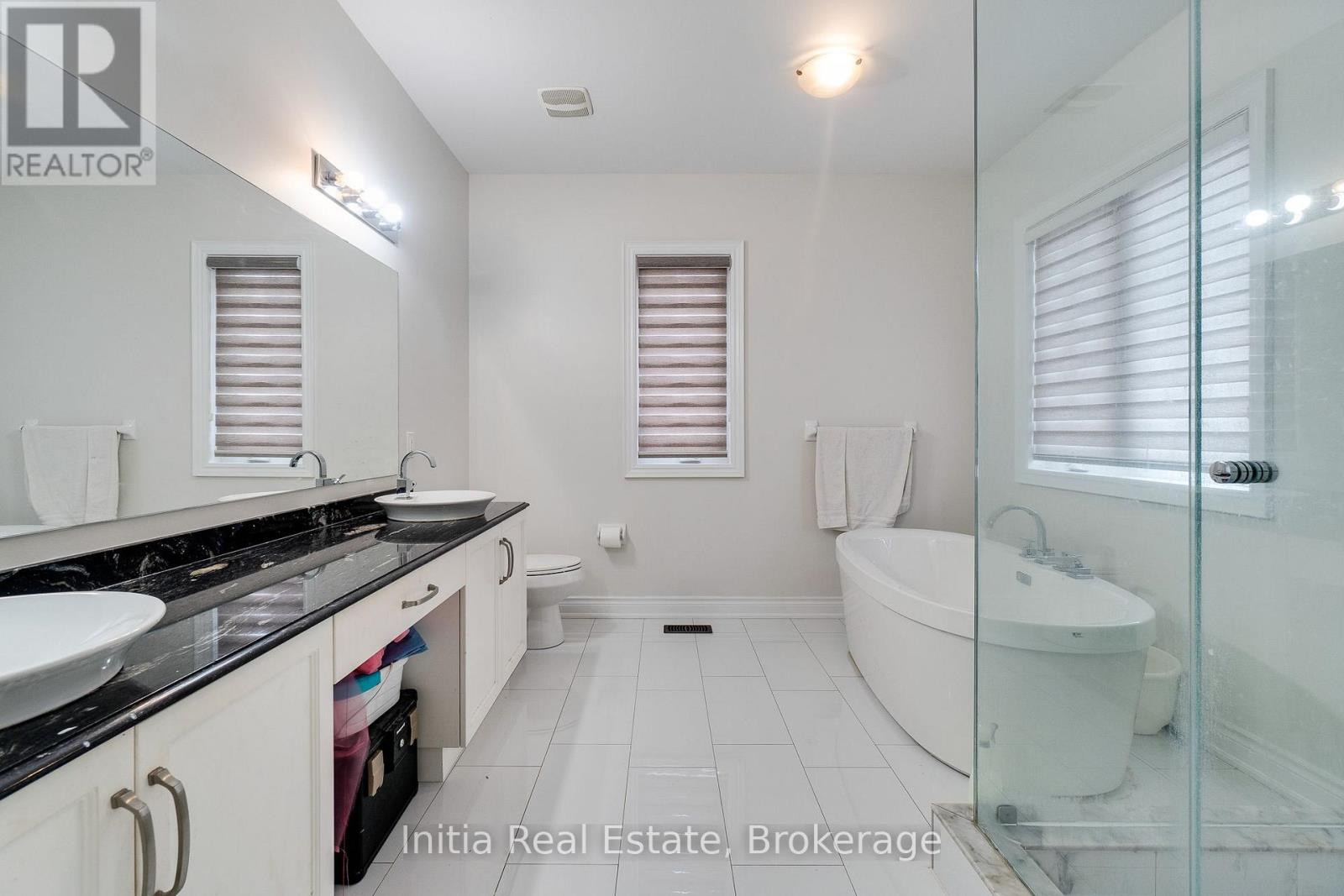 12 Erintown Crescent S, Brampton, Ontario  L6P 4H2 - Photo 31 - W12673528