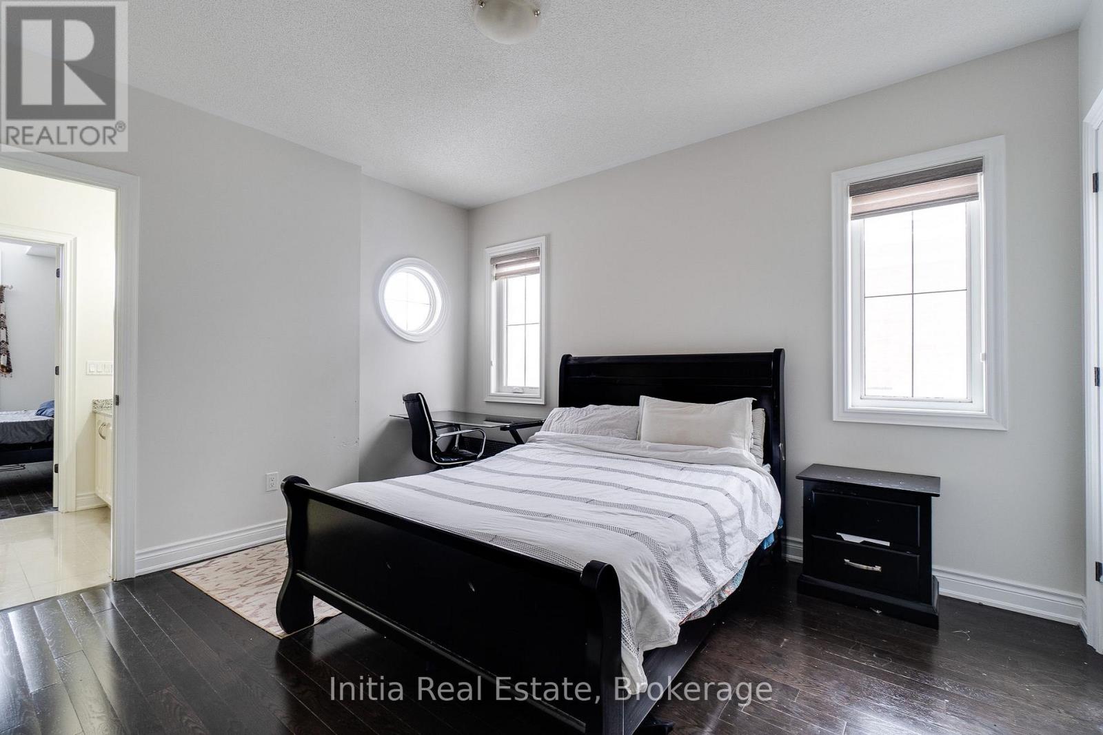 12 Erintown Crescent S, Brampton, Ontario  L6P 4H2 - Photo 36 - W12673528