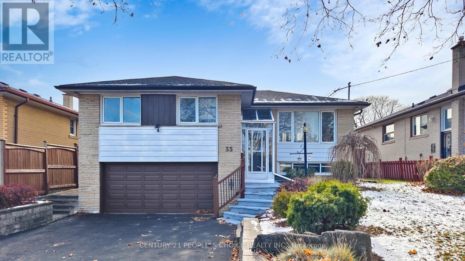 35 WESTHUMBER BOULEVARD, Toronto, Ontario