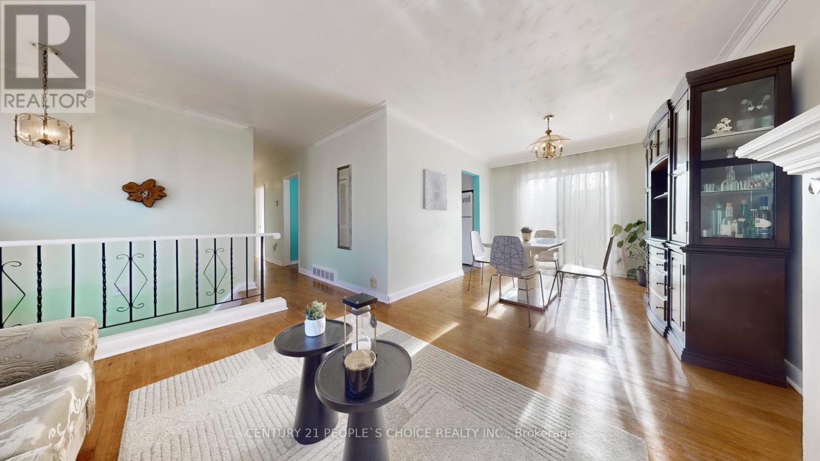 35 Westhumber Boulevard, Toronto, Ontario  M9W 3M5 - Photo 10 - W12673530