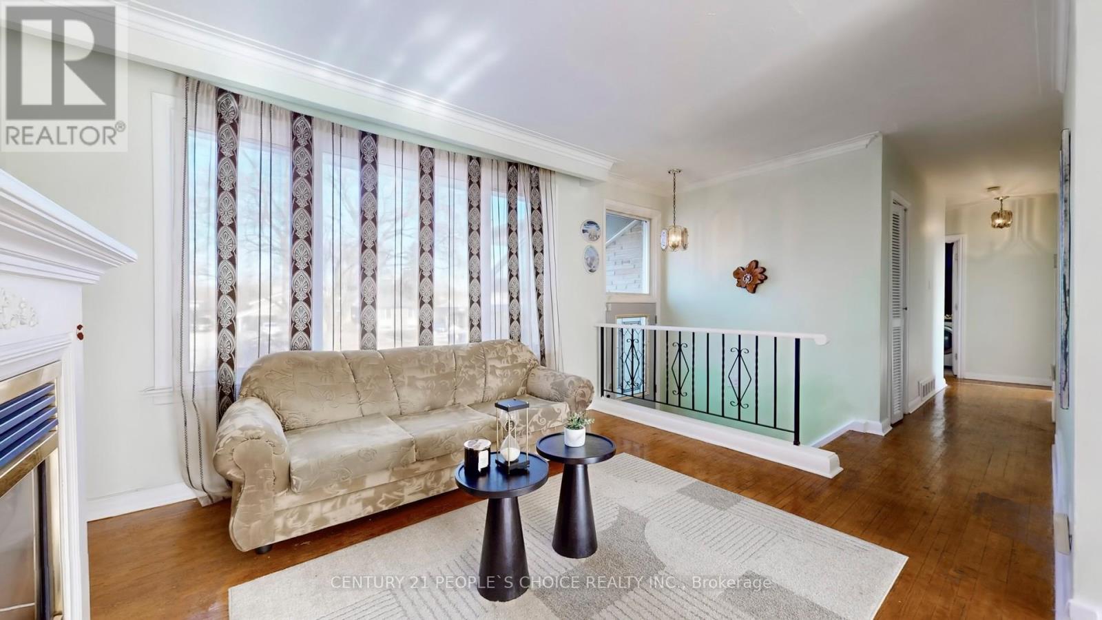 35 Westhumber Boulevard, Toronto, Ontario  M9W 3M5 - Photo 7 - W12673530