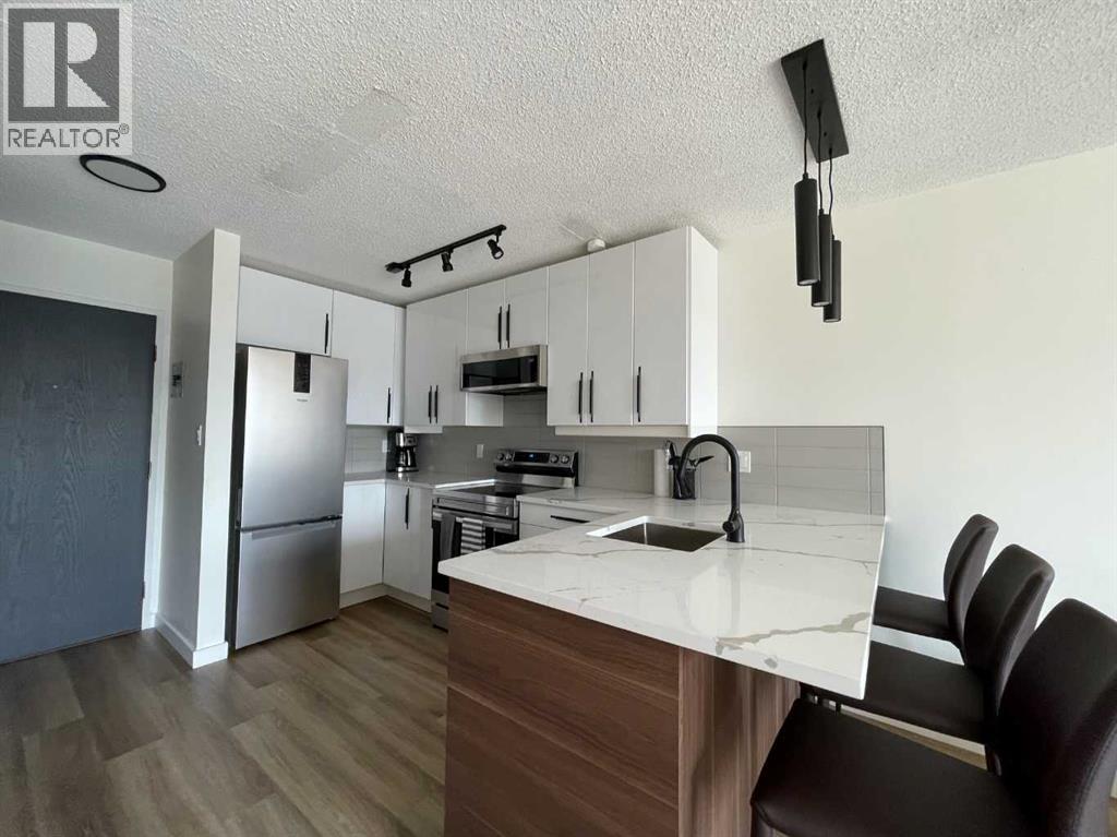 703, 340 14 Avenue Sw, Calgary, Alberta  T2R 0M4 - Photo 3 - A2254720