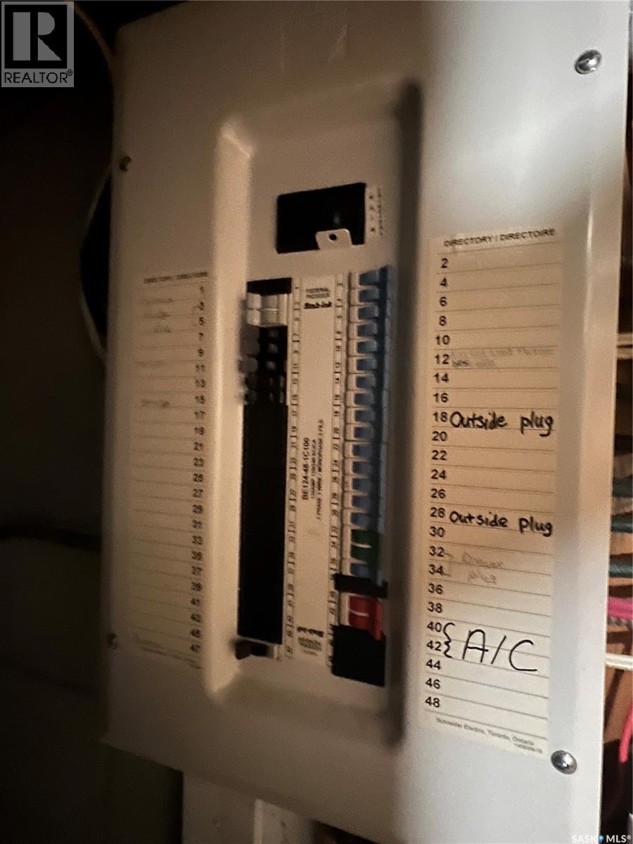 710 Main Street, Esterhazy, Saskatchewan  S0A 0X0 - Photo 8 - SK026366