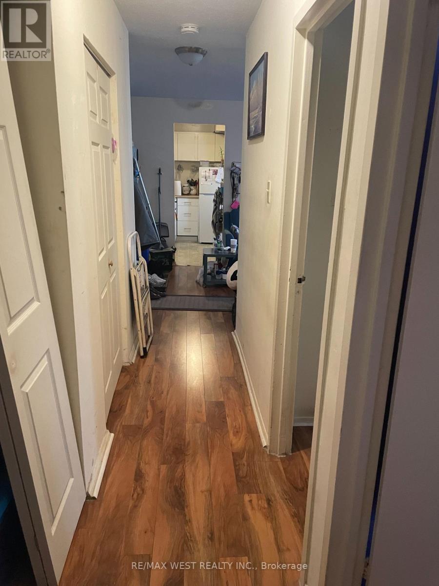 506 - 15 Albright Road, Hamilton, Ontario  L8K 5J2 - Photo 6 - X12673364