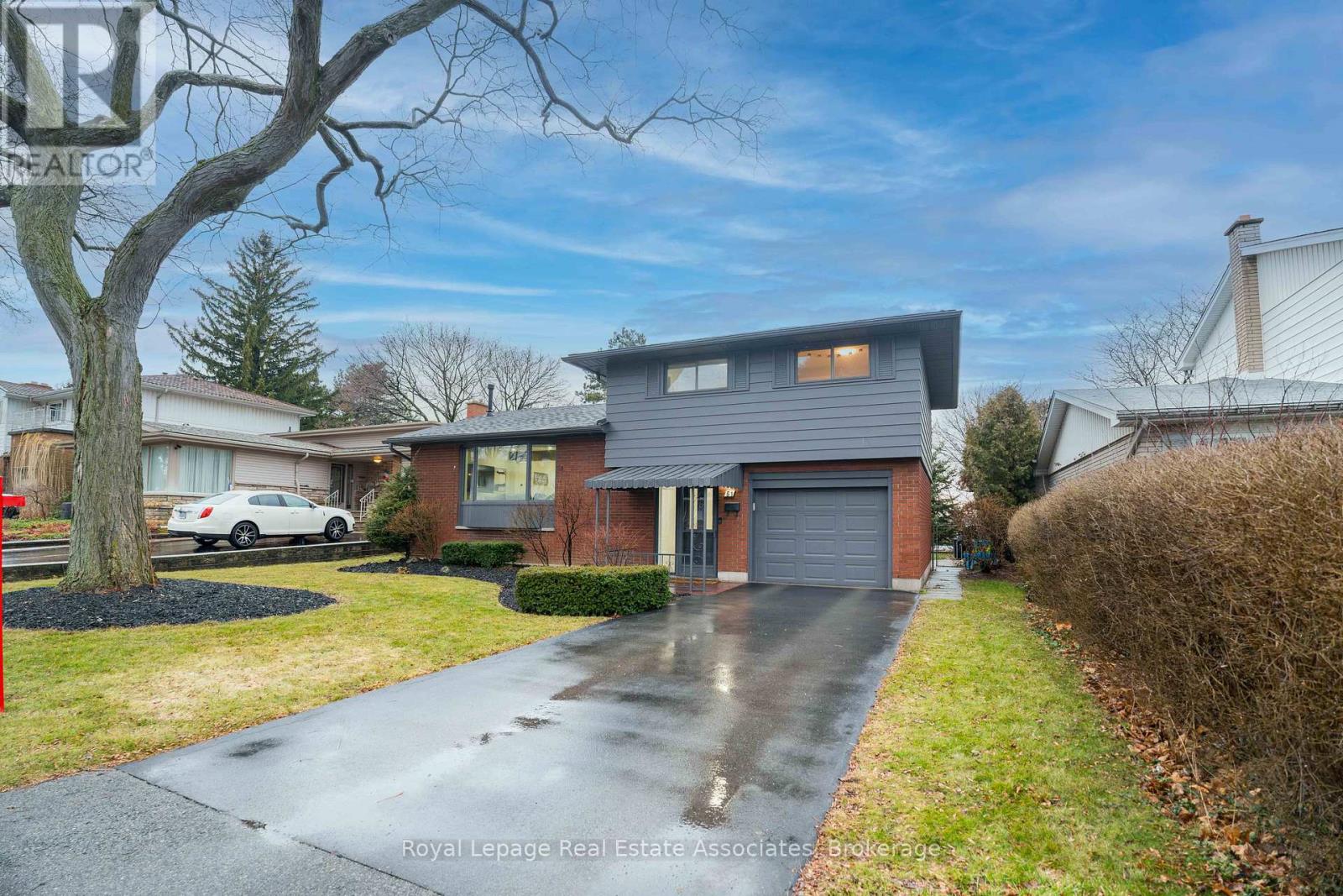 51 Delmar Drive, Hamilton, Ontario  L9C 1J2 - Photo 1 - X12673436