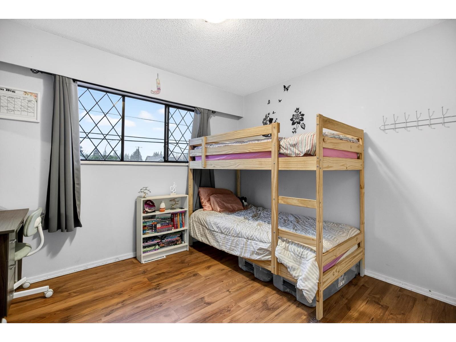 7768 Wren Street, Mission, British Columbia  V2V 3C4 - Photo 17 - R3077025