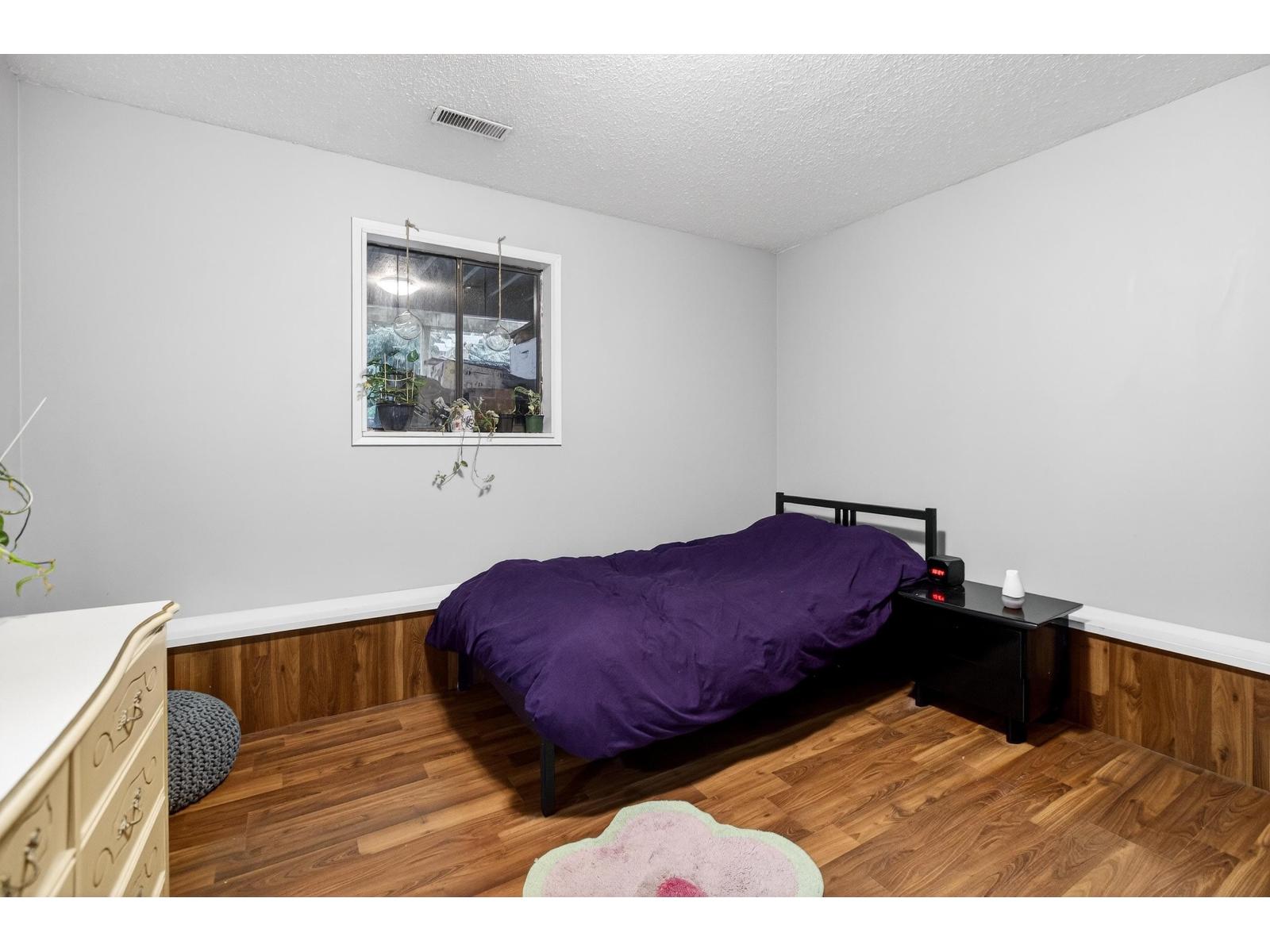 7768 Wren Street, Mission, British Columbia  V2V 3C4 - Photo 23 - R3077025