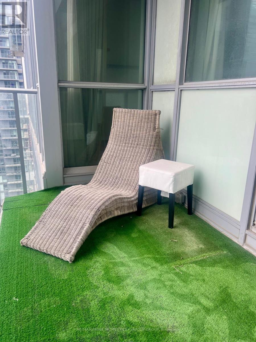 2803 - 375 King Street W, Toronto, Ontario  M5V 1K1 - Photo 12 - C12609030