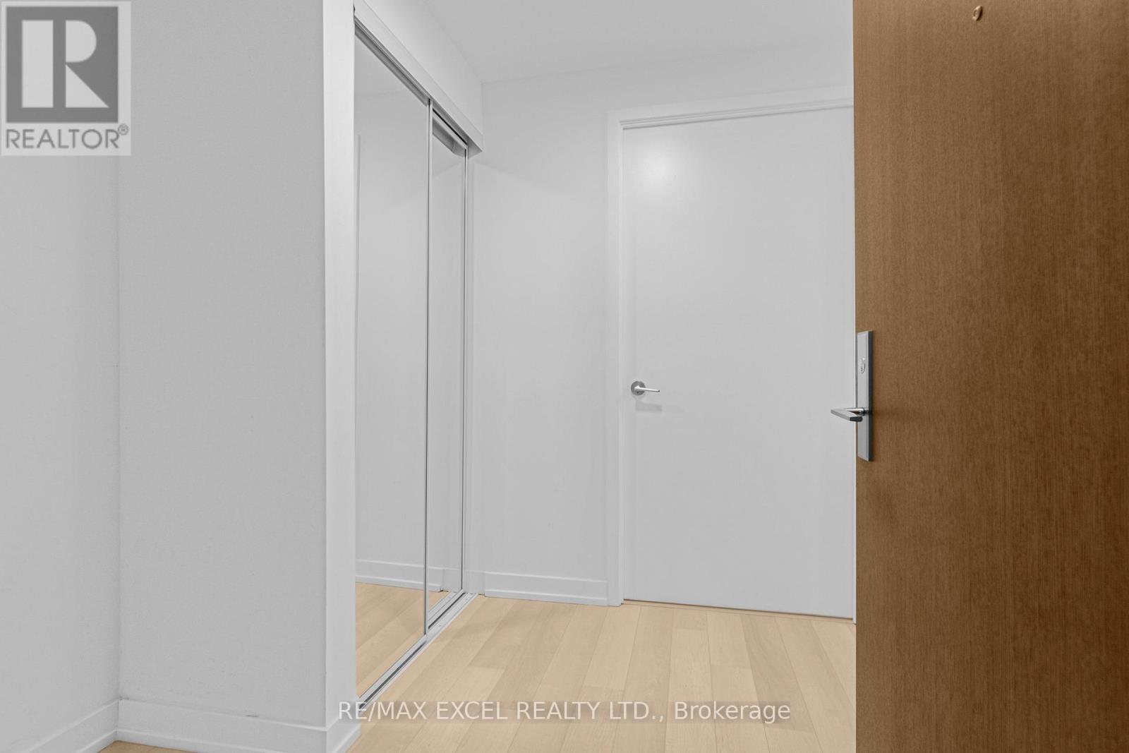 4005 - 39 Roehampton Avenue, Toronto, Ontario  M4P 1P9 - Photo 22 - C12633820