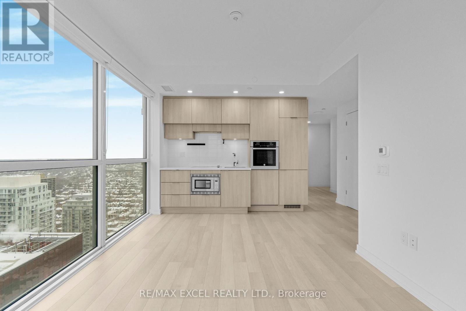 4005 - 39 Roehampton Avenue, Toronto, Ontario  M4P 1P9 - Photo 9 - C12633820