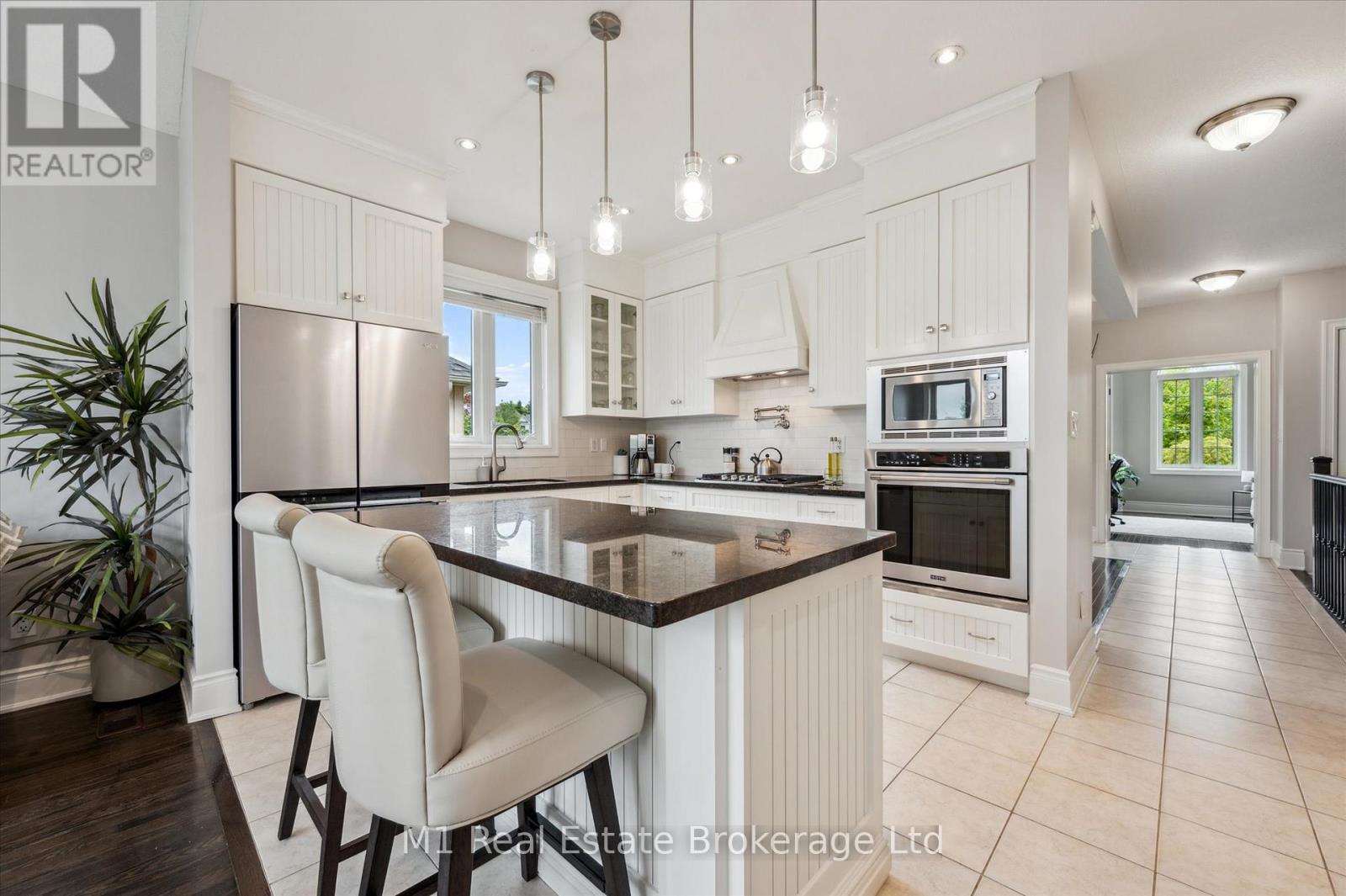 94 Aberfoyle Mill Crescent, Puslinch, Ontario  N1H 6H9 - Photo 13 - X12673610