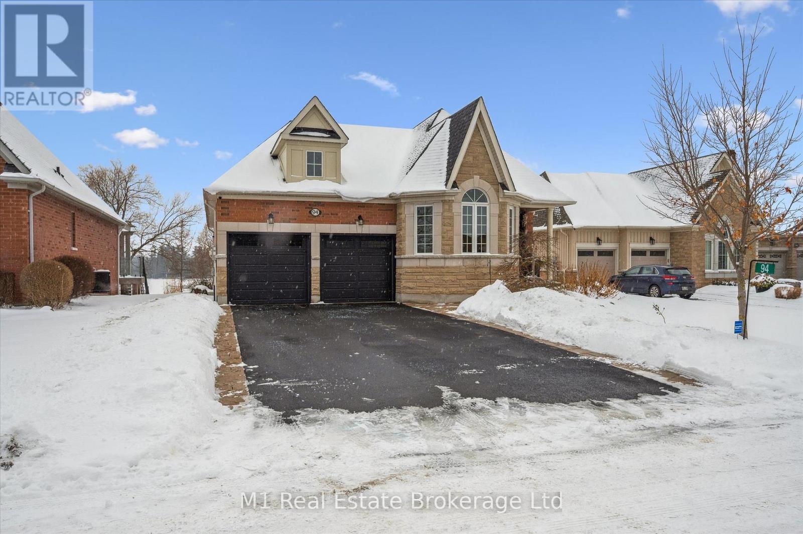 94 Aberfoyle Mill Crescent, Puslinch, Ontario  N1H 6H9 - Photo 4 - X12673610
