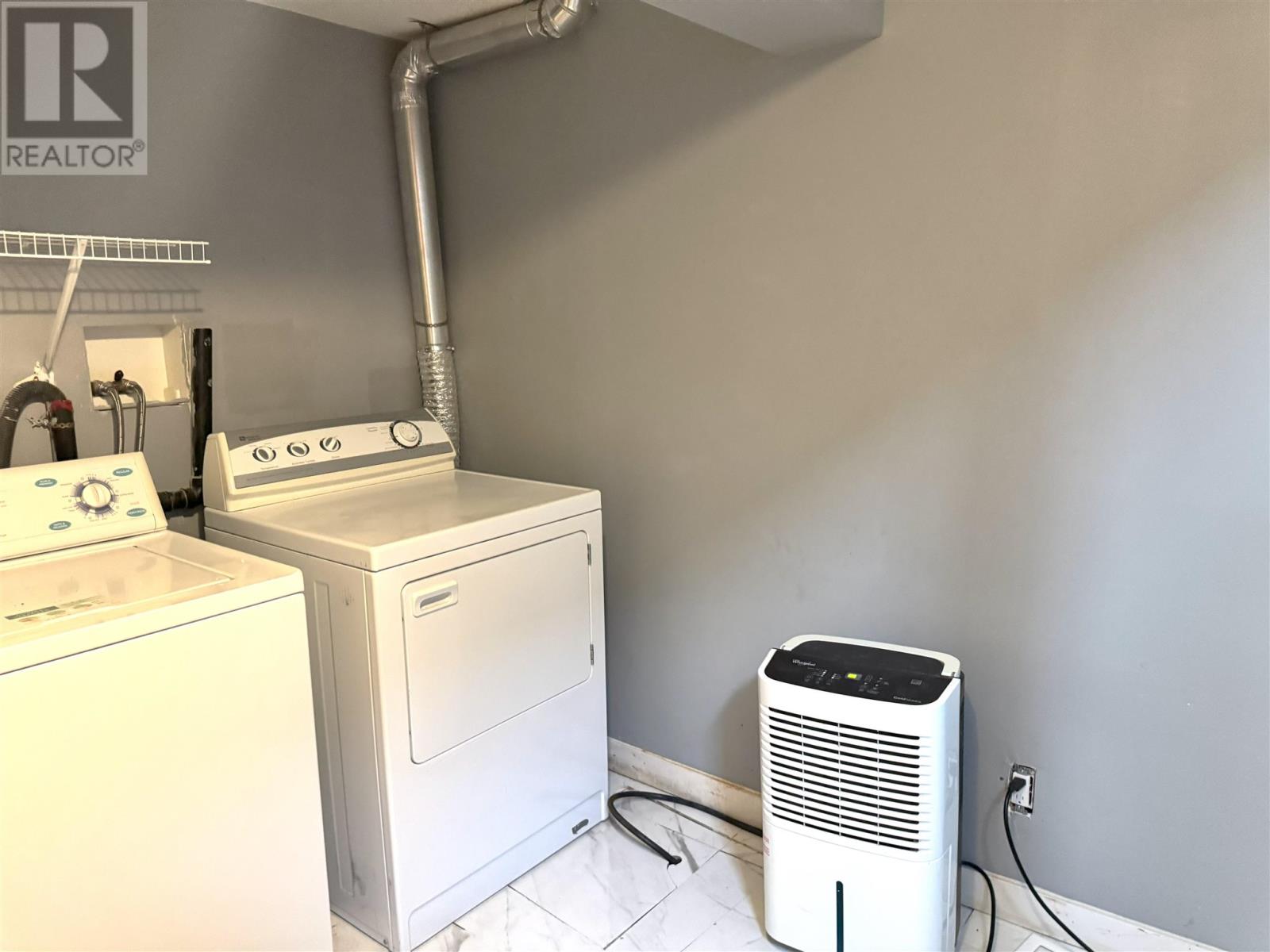 774 Pine St, Sault Ste. Marie, Ontario  P6B 3G1 - Photo 37 - SM260046