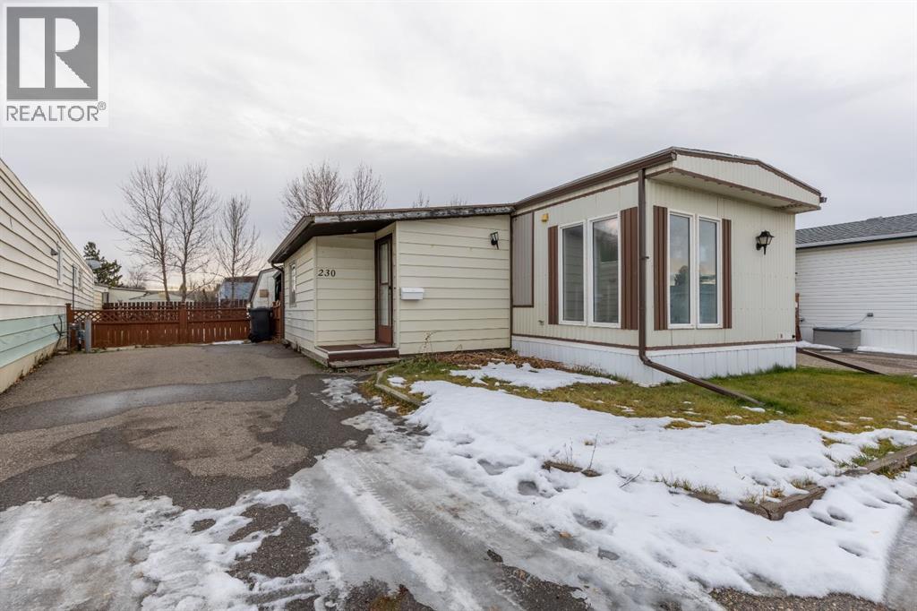 230, 2300 13 Street N, Lethbridge, Alberta  T1H 4E8 - Photo 1 - A2274978