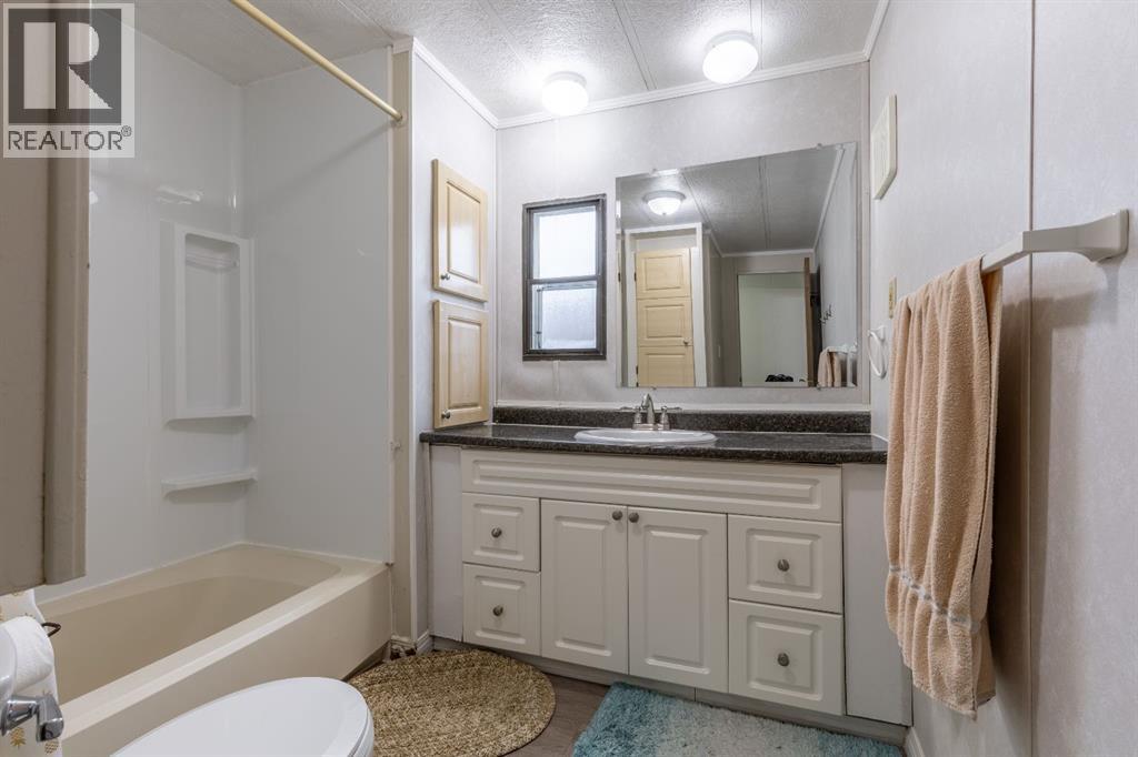 230, 2300 13 Street N, Lethbridge, Alberta  T1H 4E8 - Photo 15 - A2274978