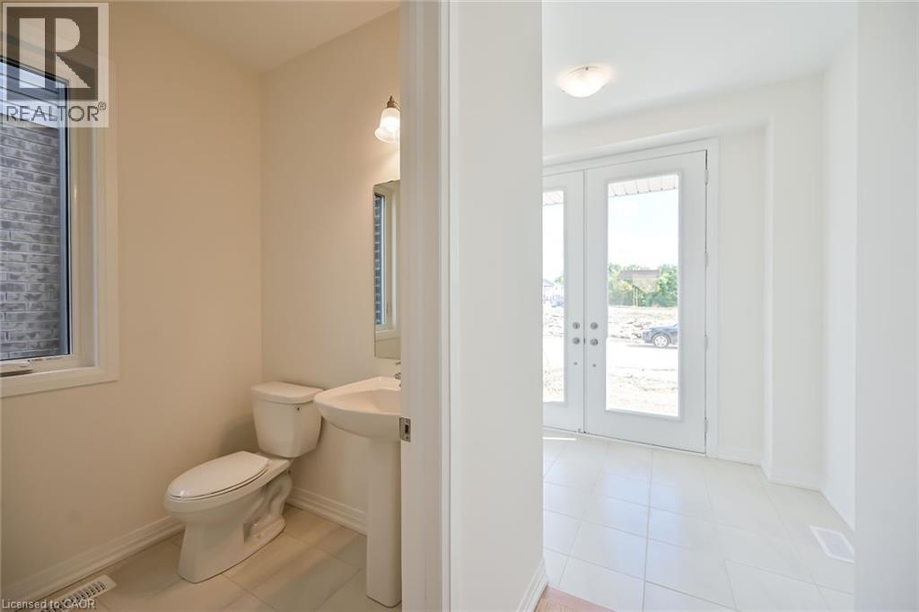 377 Provident Way, Hamilton, Ontario  L0R 1W0 - Photo 22 - 40796858