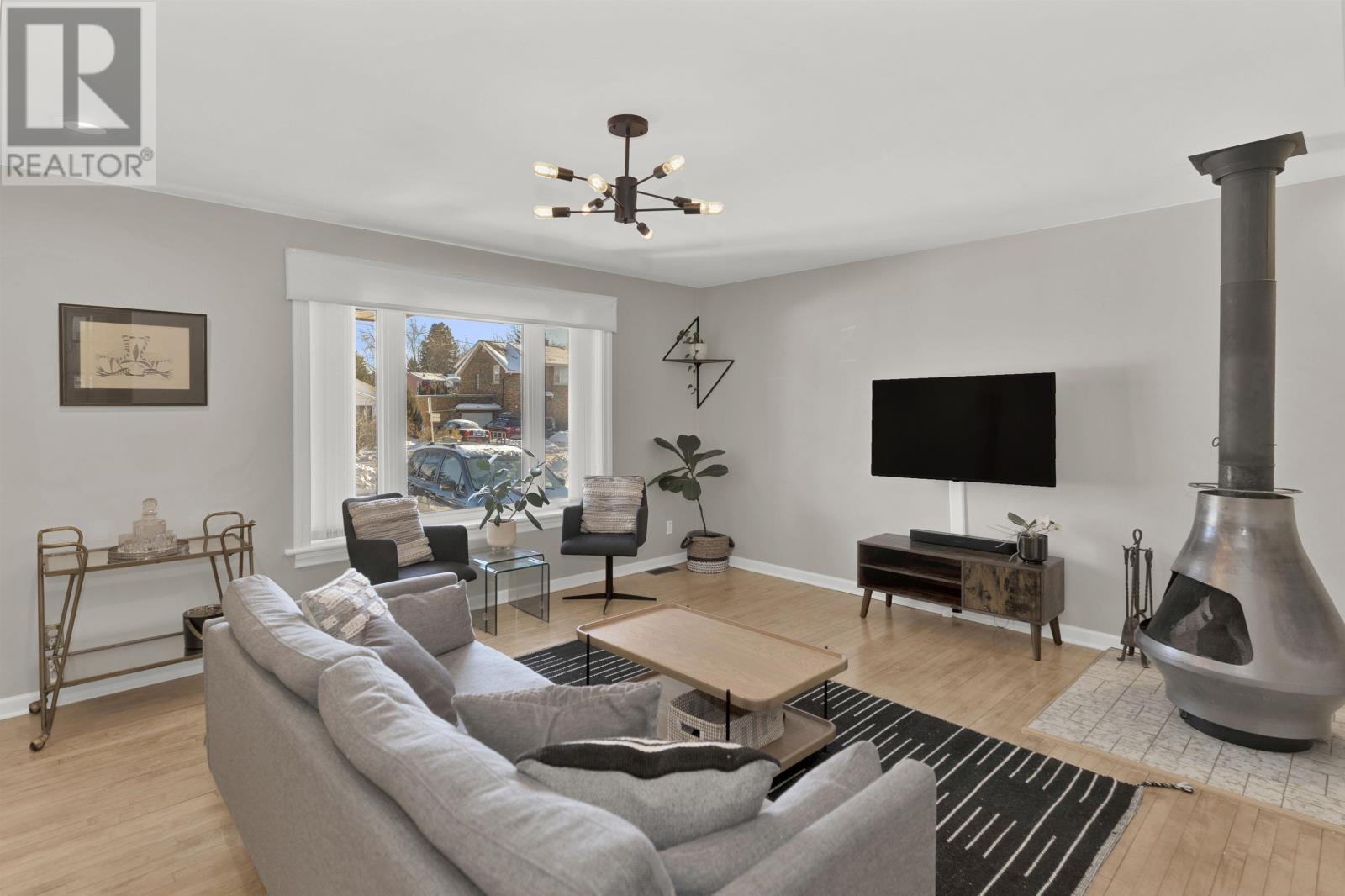 76 Hill St, Thunder Bay, Ontario  P7B 3T8 - Photo 3 - TB2600009