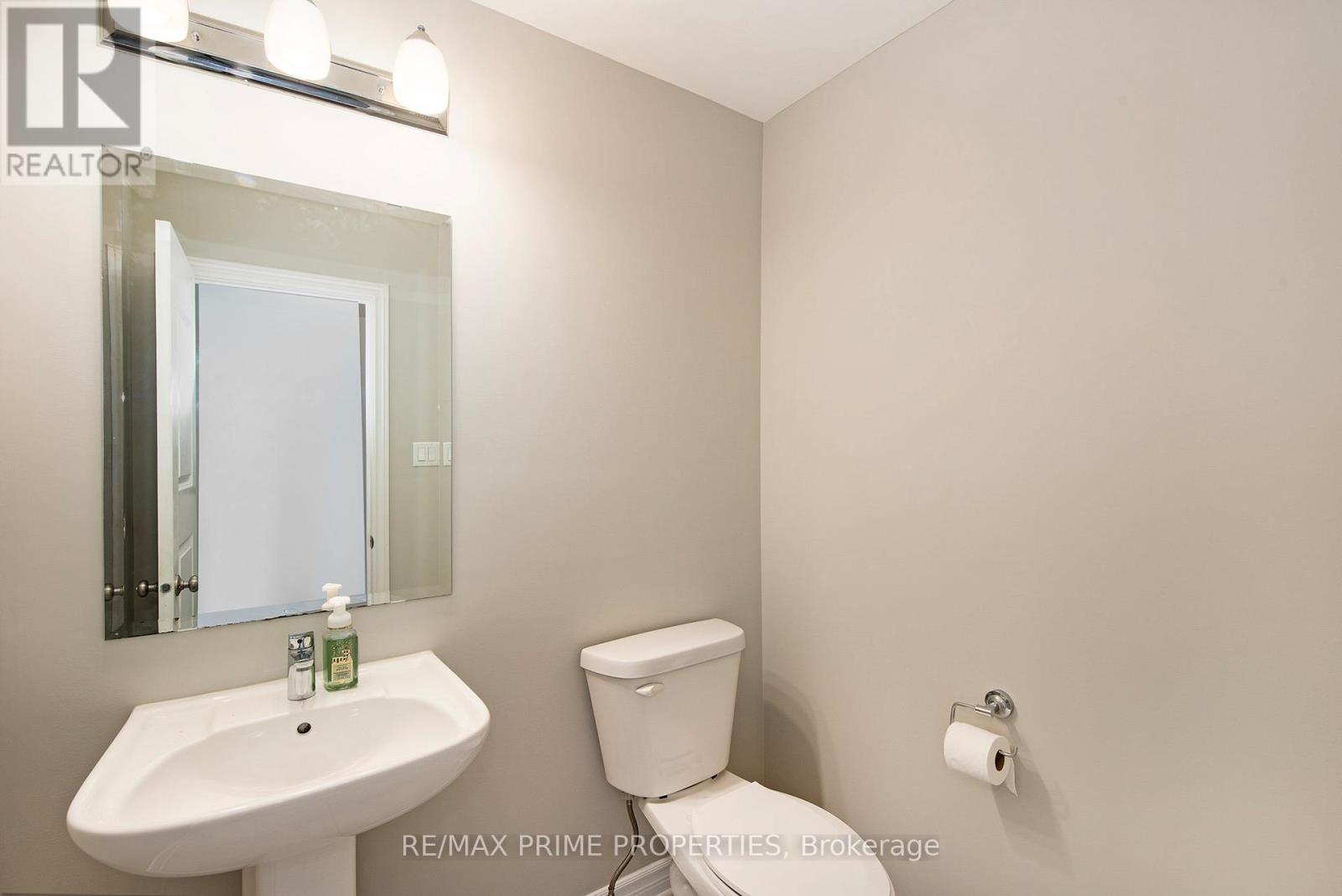 812 June Grass Street, Ottawa, Ontario  K4A 1H4 - Photo 10 - X12673536