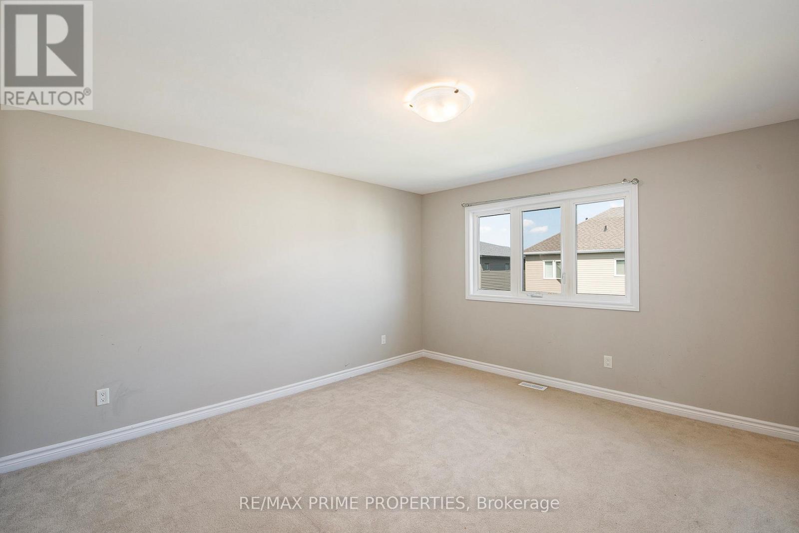 812 June Grass Street, Ottawa, Ontario  K4A 1H4 - Photo 11 - X12673536