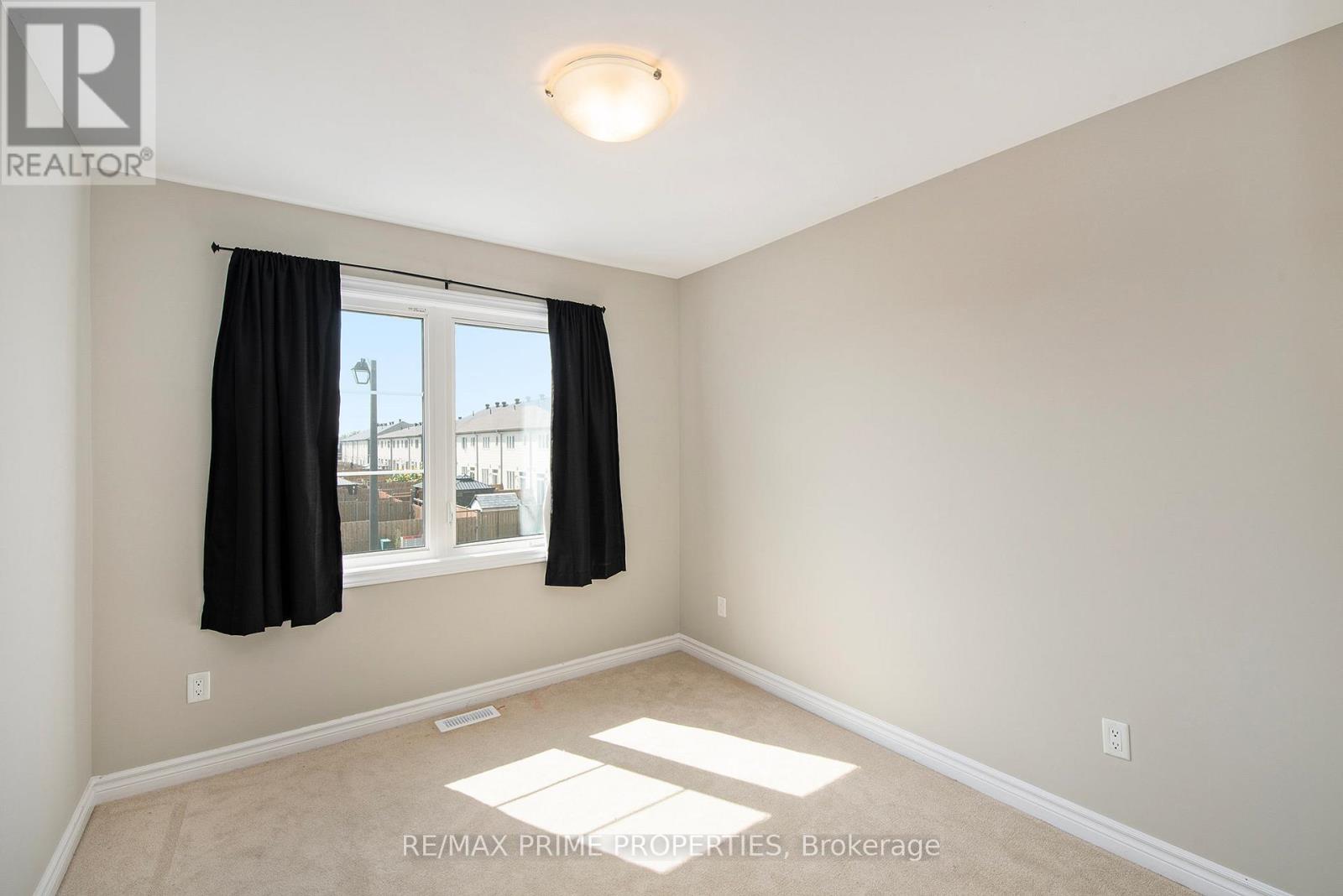 812 June Grass Street, Ottawa, Ontario  K4A 1H4 - Photo 16 - X12673536