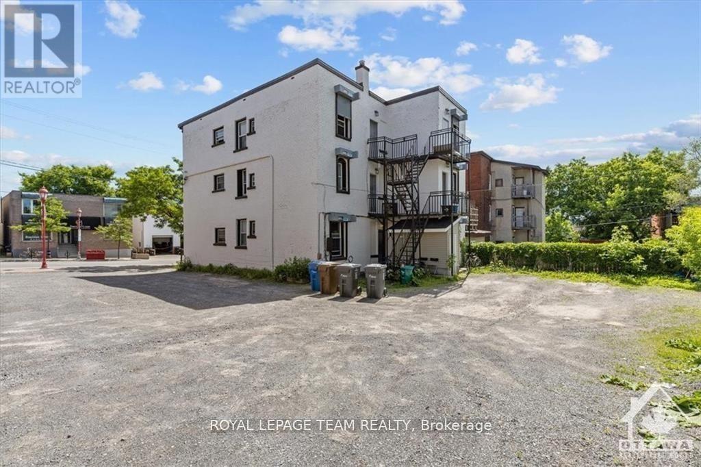 883 Somerset Street W, Ottawa, Ontario  K1R 6R6 - Photo 13 - X12673568