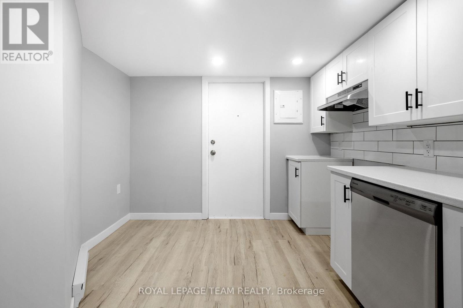 883 Somerset Street W, Ottawa, Ontario  K1R 6R6 - Photo 6 - X12673568