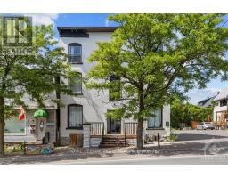 883 SOMERSET STREET W, Ottawa, Ontario