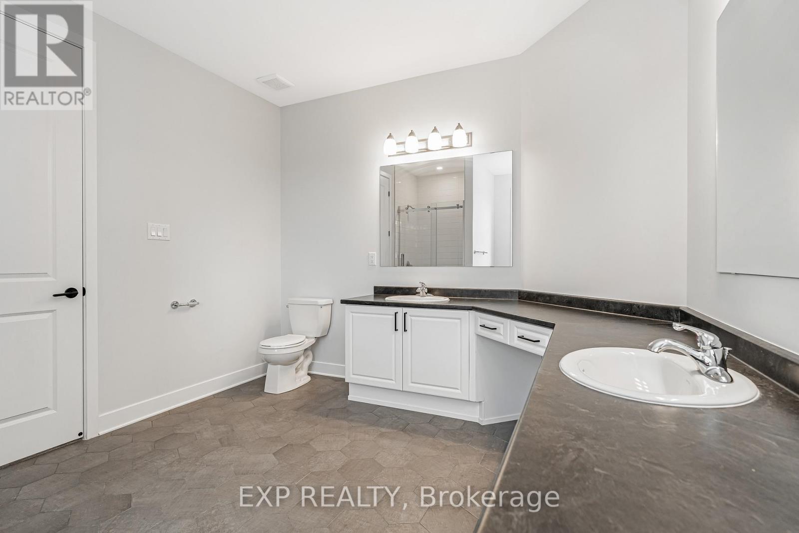 256 Antler Court, Mississippi Mills, Ontario  K0A 1A0 - Photo 34 - X12673606