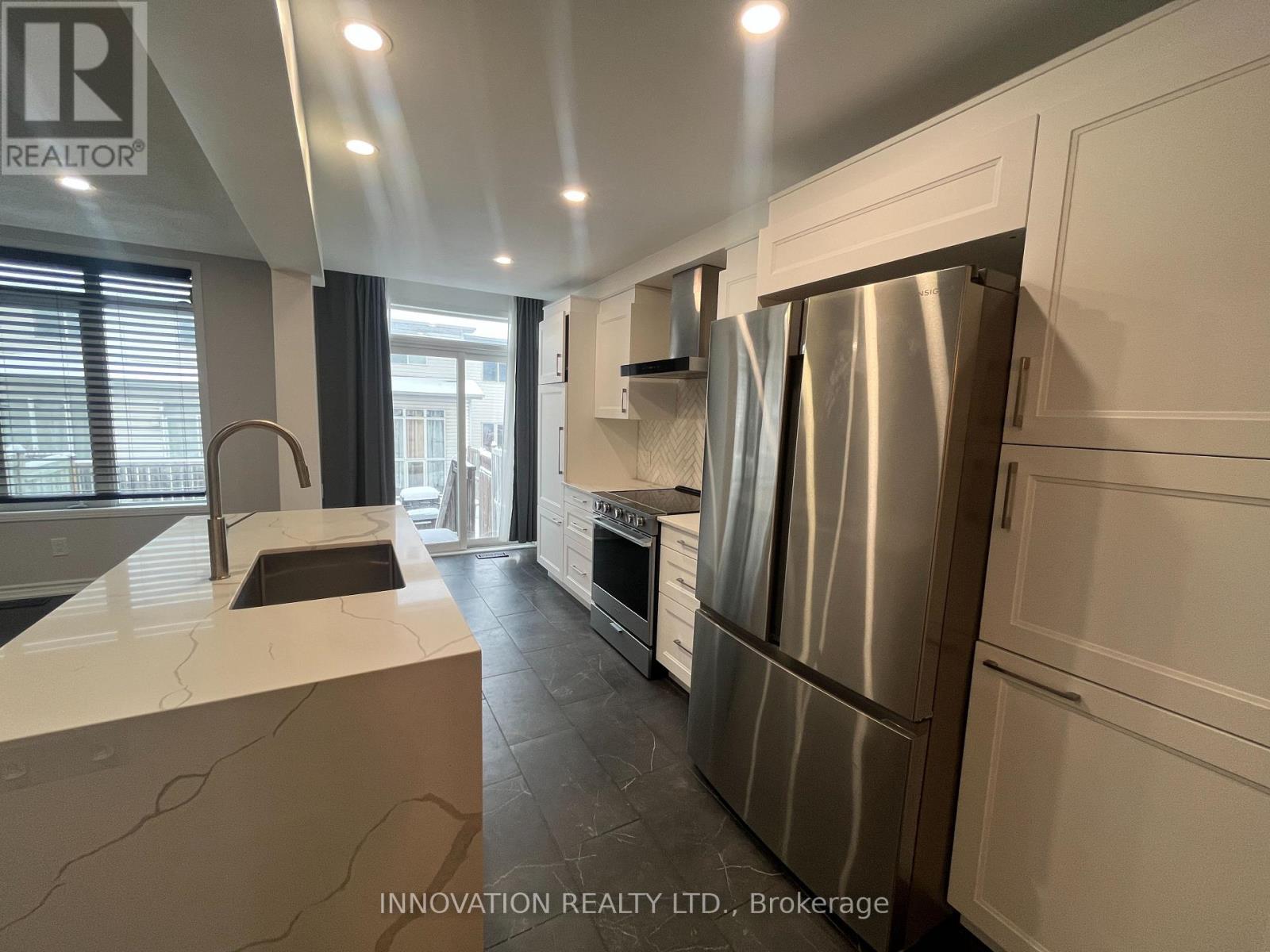 16 Santa Cruz Private, Ottawa, Ontario  K1G 6M4 - Photo 10 - X12673612