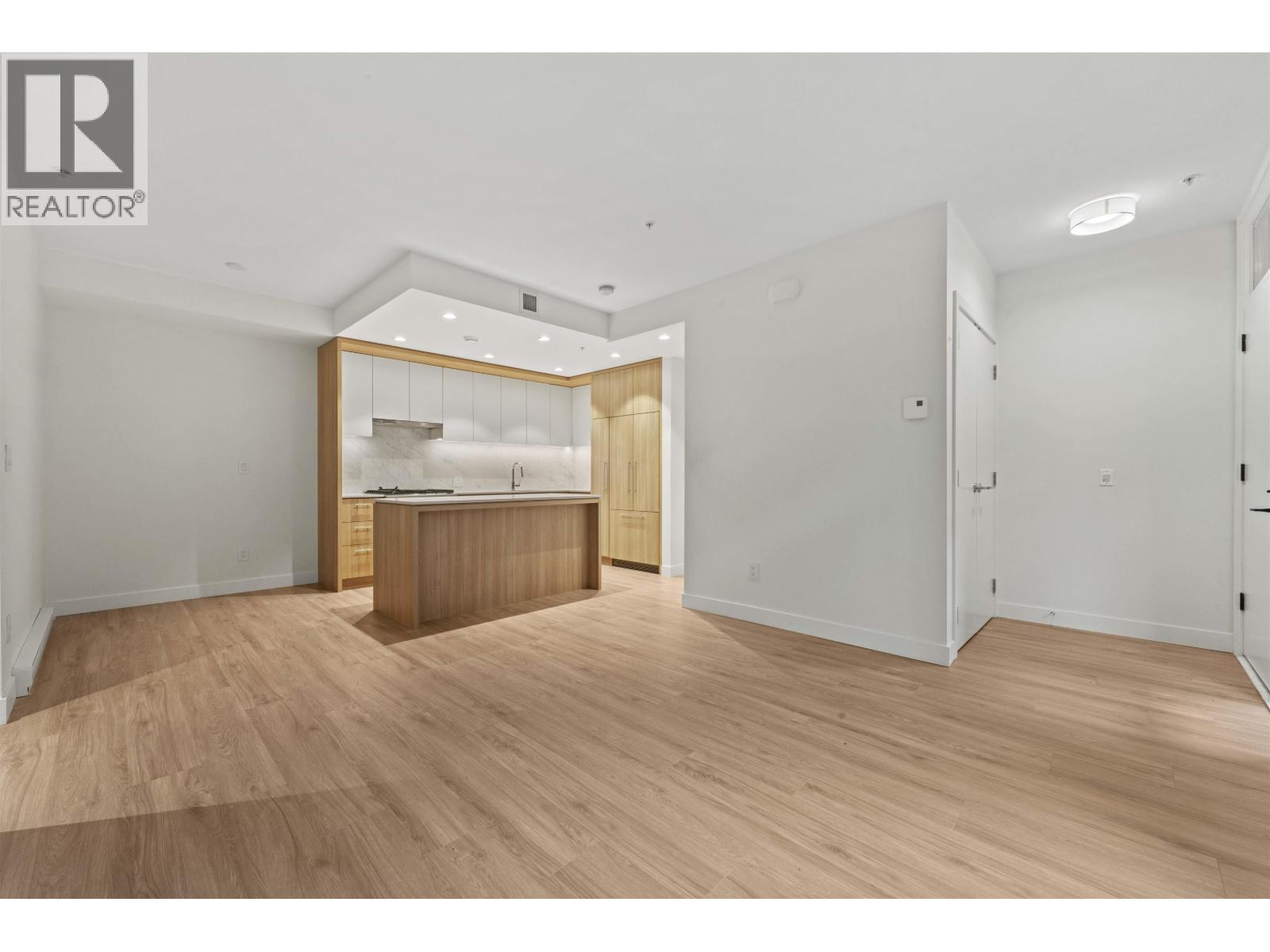 614 6085 Irmin Street, Burnaby, British Columbia  V5J 5C5 - Photo 13 - R3077057