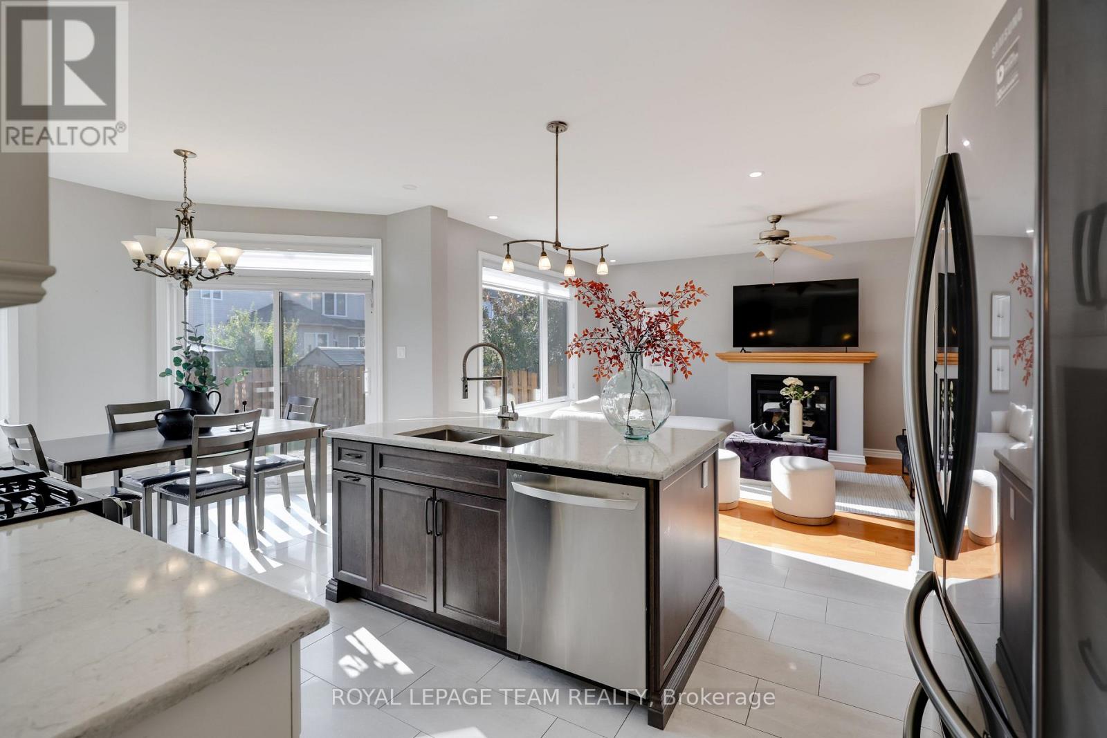 36 Keighley Circle, Ottawa, Ontario  K2K 3H8 - Photo 14 - X12414643