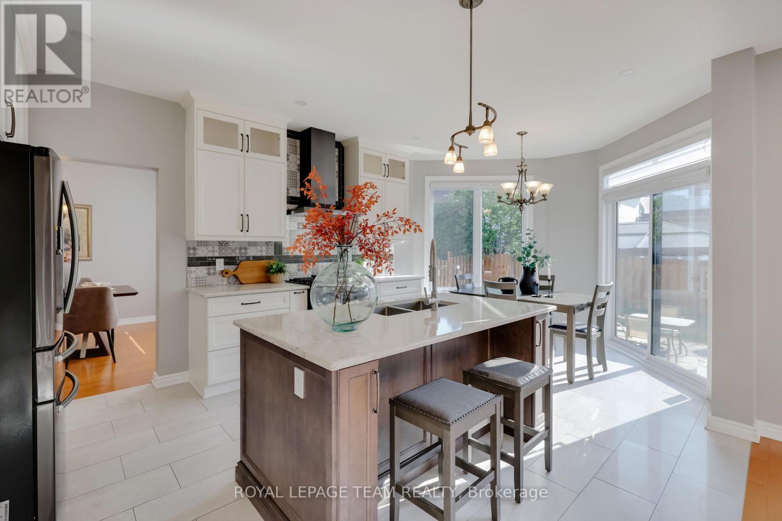 36 Keighley Circle, Ottawa, Ontario  K2K 3H8 - Photo 19 - X12414643