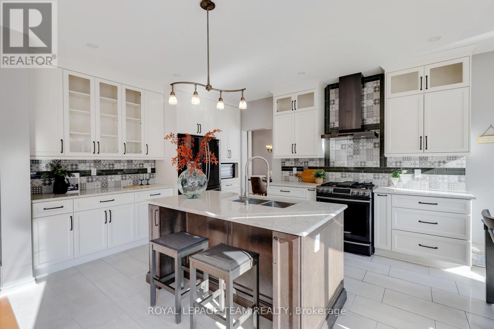 36 Keighley Circle, Ottawa, Ontario  K2K 3H8 - Photo 15 - X12414643