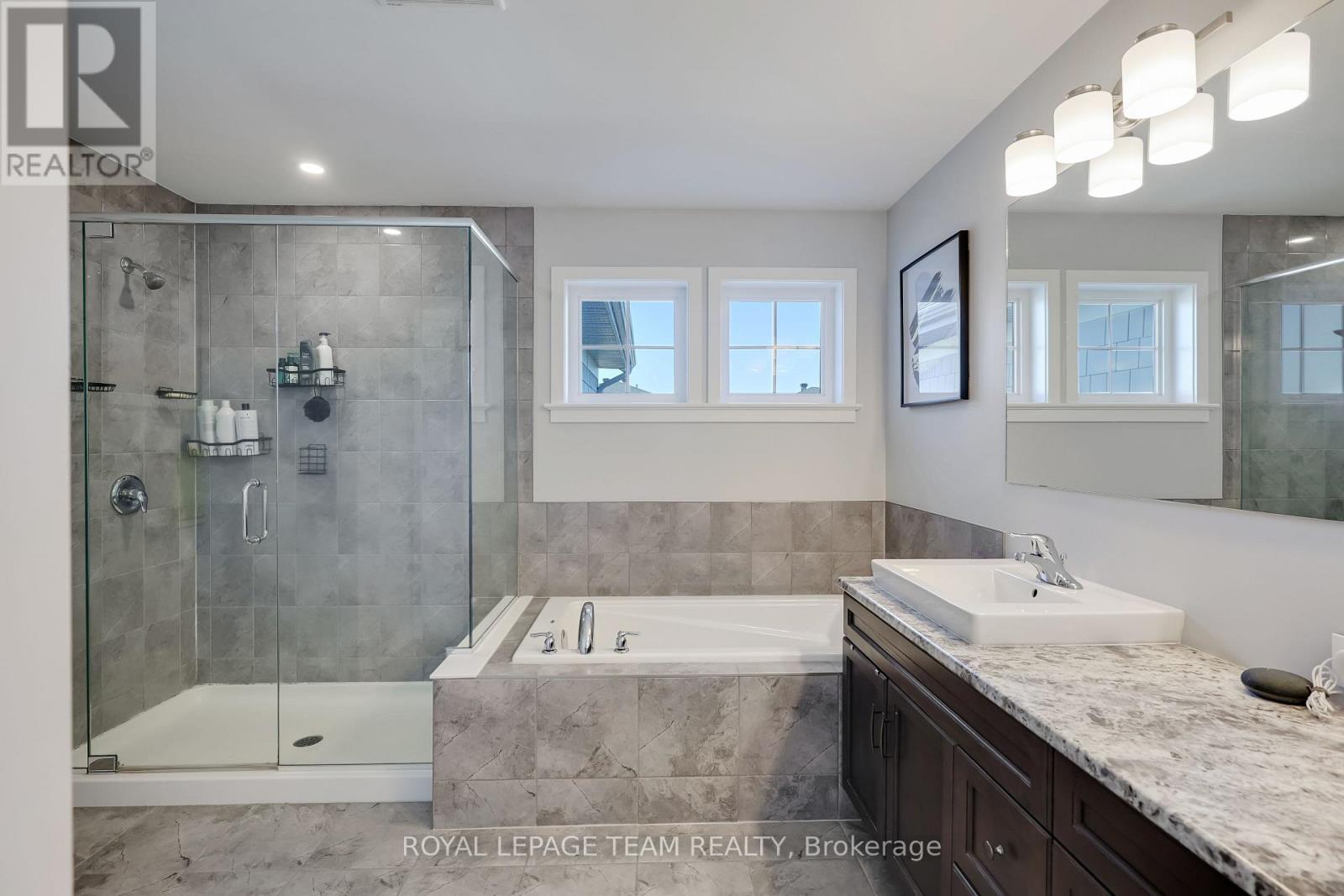 165 Groningen Street, Ottawa, Ontario  K2V 0C6 - Photo 32 - X12452222