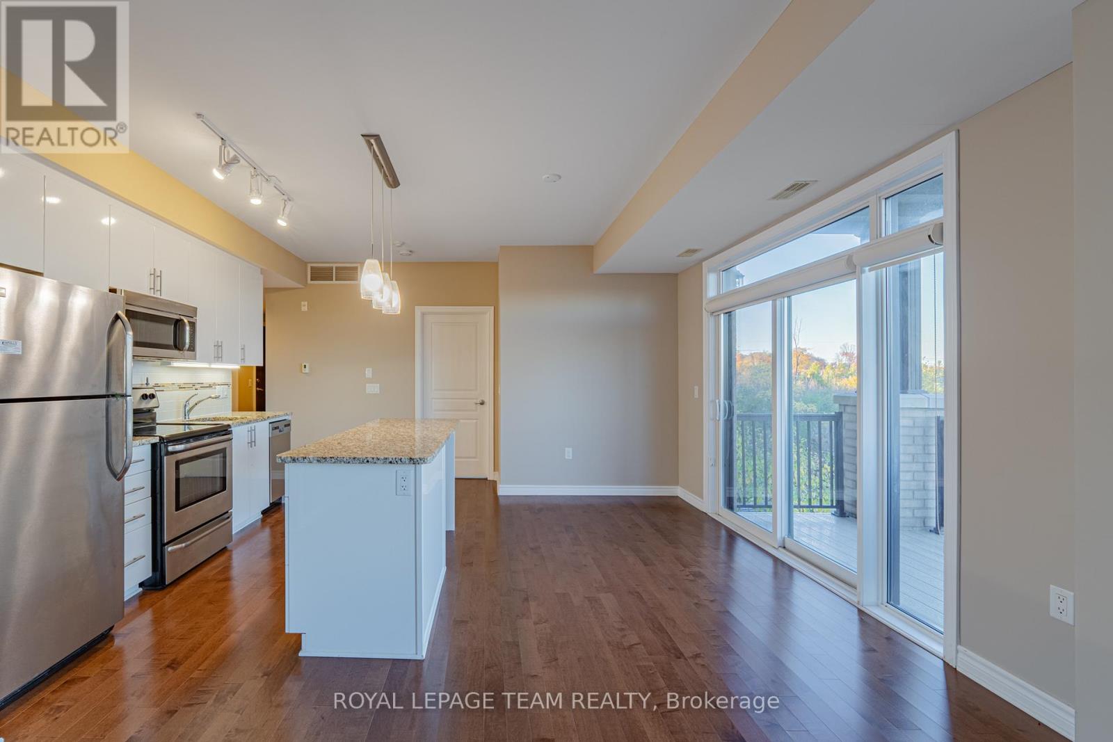 304 - 805 Beauparc Private, Ottawa, Ontario  K1J 0B5 - Photo 20 - X12456649