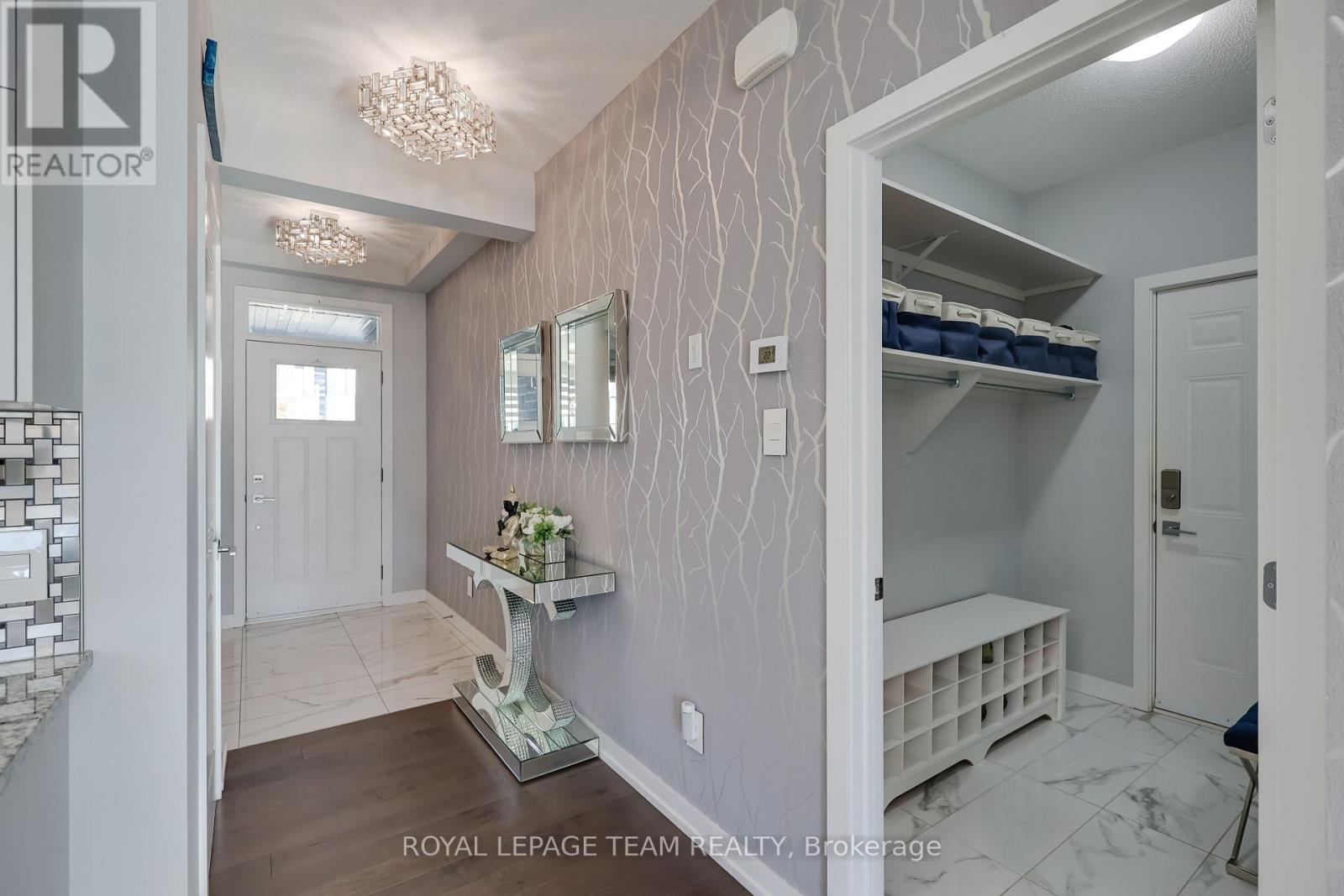 165 Groningen Street, Ottawa, Ontario  K2V 0C6 - Photo 6 - X12452222