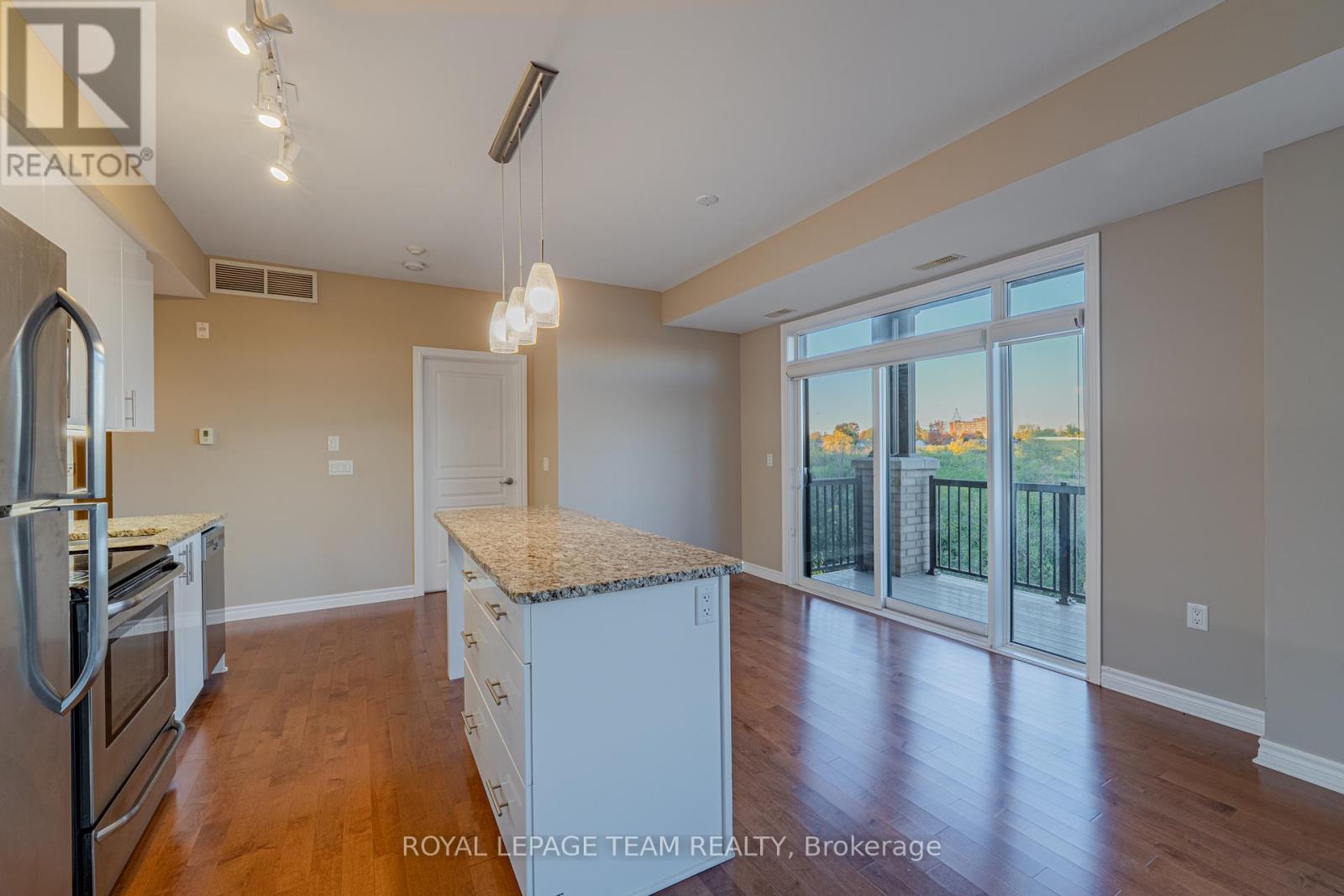 304 - 805 Beauparc Private, Ottawa, Ontario  K1J 0B5 - Photo 21 - X12456649