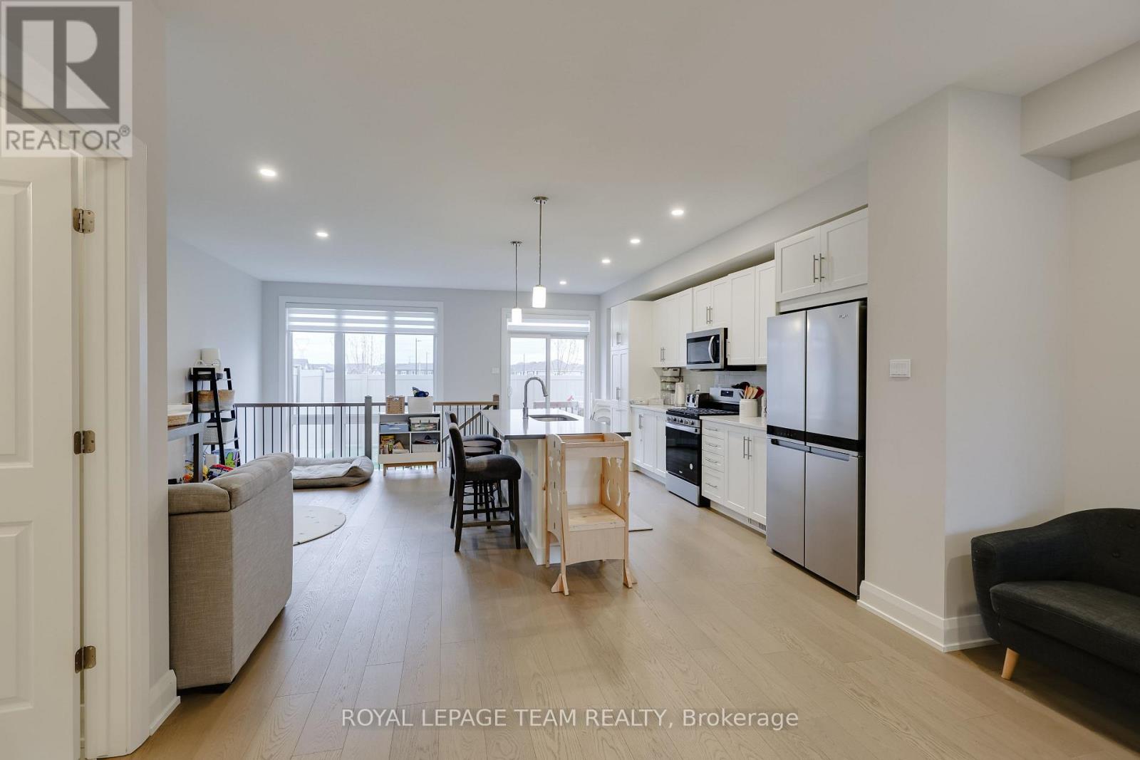 724 Ploughman Place, Ottawa, Ontario  K2S 3C5 - Photo 13 - X12478836