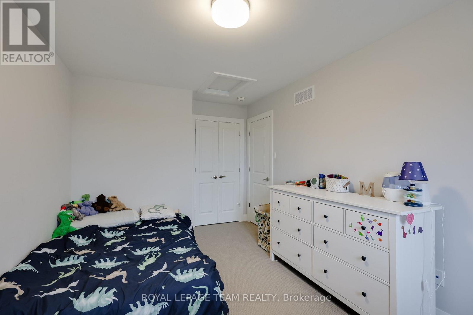 724 Ploughman Place, Ottawa, Ontario  K2S 3C5 - Photo 38 - X12478836