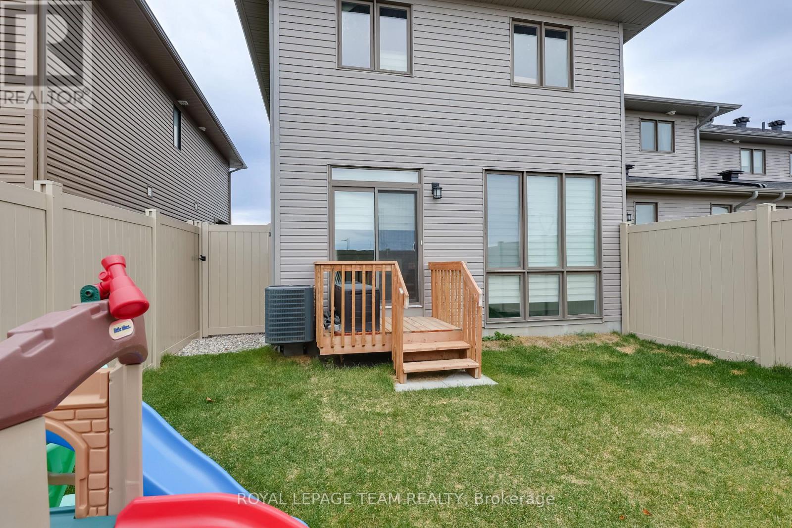724 Ploughman Place, Ottawa, Ontario  K2S 3C5 - Photo 10 - X12478836
