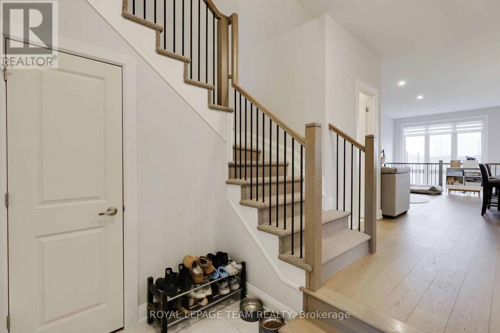 724 Ploughman Place, Ottawa, Ontario  K2S 3C5 - Photo 11 - X12478836