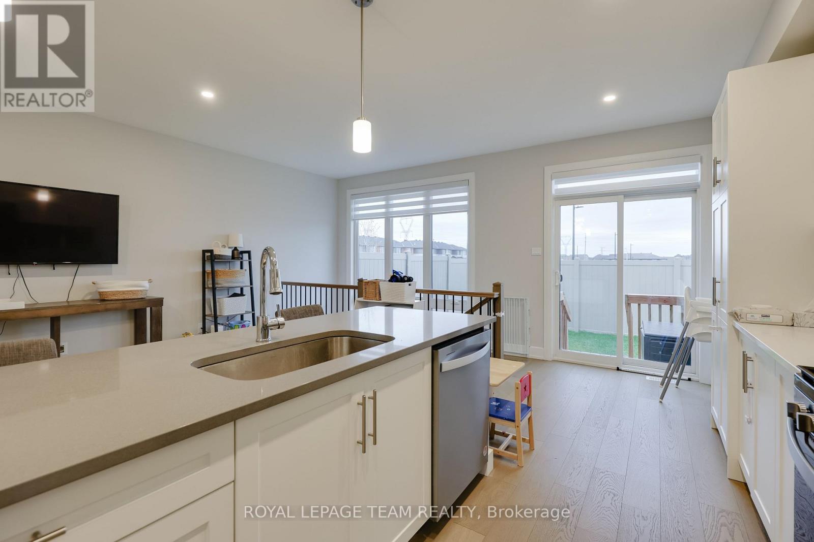 724 Ploughman Place, Ottawa, Ontario  K2S 3C5 - Photo 22 - X12478836