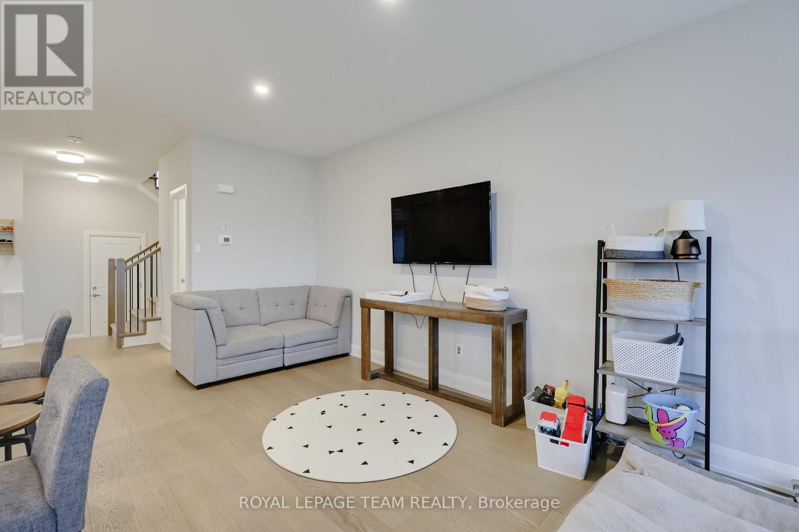 724 Ploughman Place, Ottawa, Ontario  K2S 3C5 - Photo 23 - X12478836