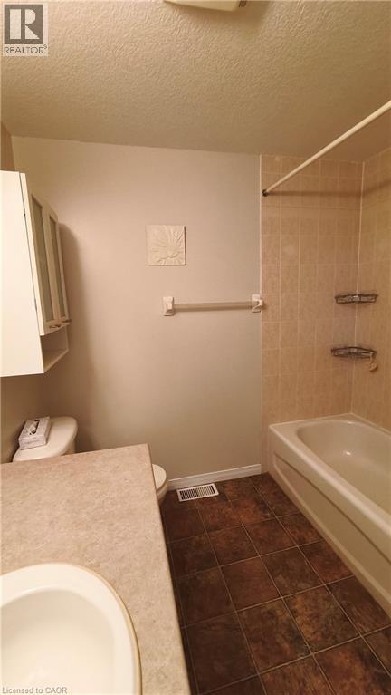 305 Activa Avenue, Kitchener, Ontario  N2E 3V2 - Photo 15 - 40793584