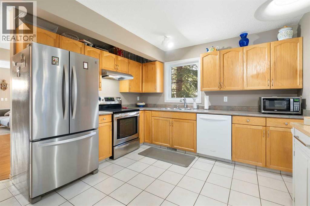 90 Patina Rise Sw, Calgary, Alberta  T3H 3R5 - Photo 4 - A2271267